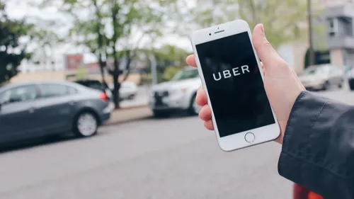 Un homme traverse la France en Uber, la facture est salée